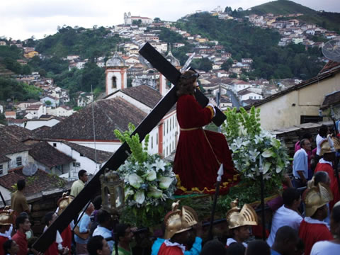 Religiosidade e fé marcam Semana Santa em Minas