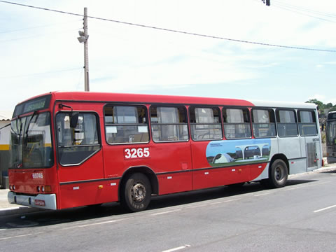 Ônibus foram danificados na última paralisação